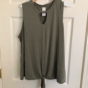 Time and Tru Sleeveless Knot-Front Tank